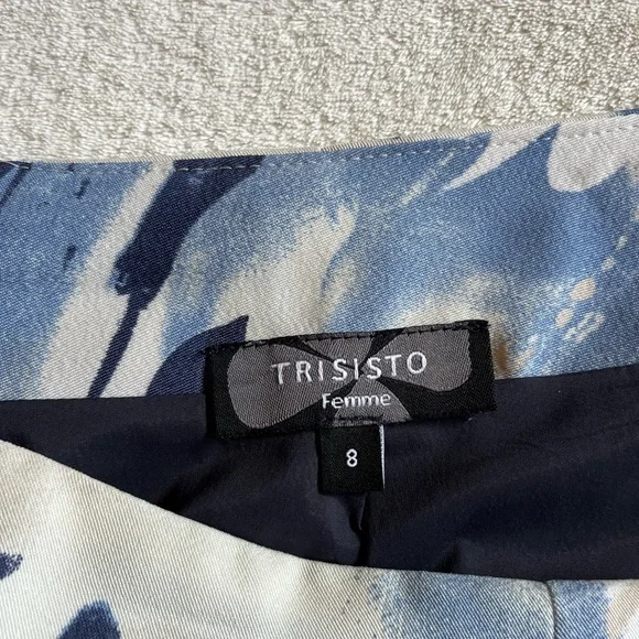 Skirt - Picture 3 of 3